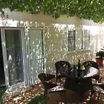 בית הארחה Topo חוואר